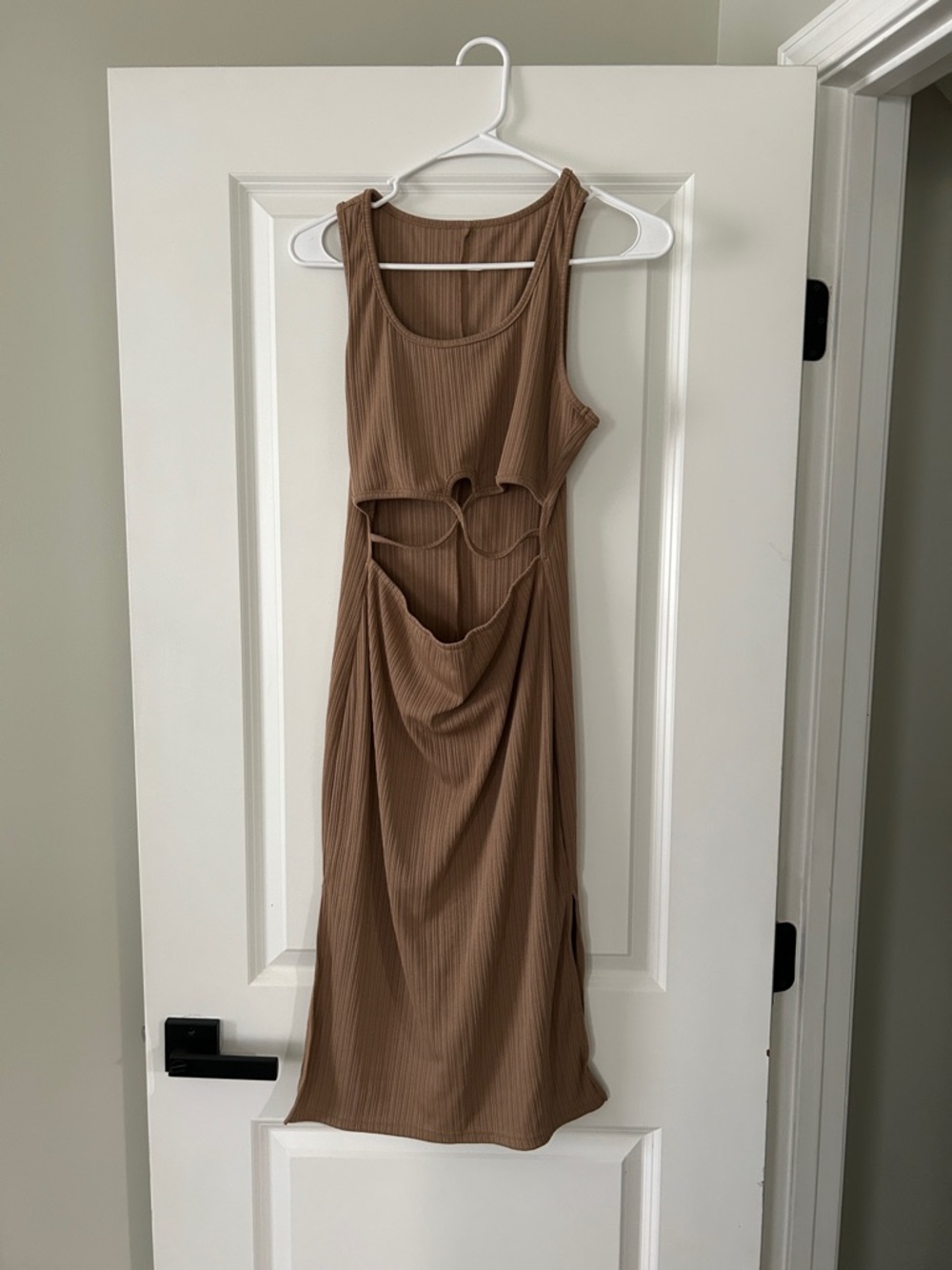 Brown Ribbed Maxi Dress